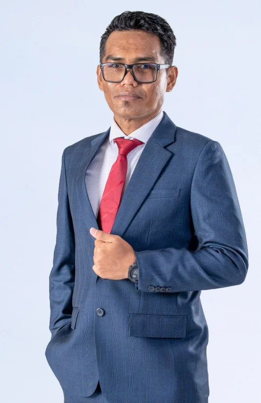 Encik Amri bin Isnan